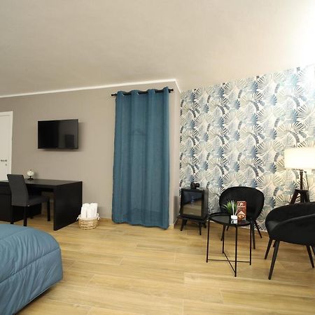 Bosco Suites Каріні Екстер'єр фото