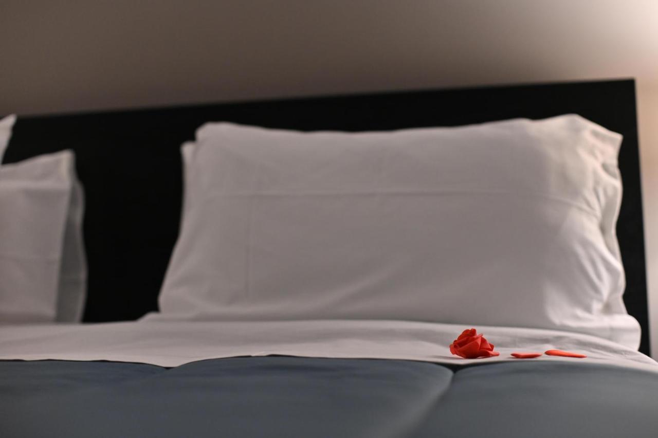 Bosco Suites Каріні Екстер'єр фото